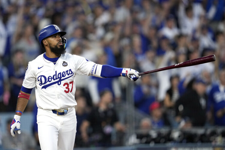 Dodgers set to re-sign outfielder Teoscar Hernández for $66 million over 3 years, AP source says